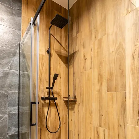 Grzegorzewska Aparthotel 3*